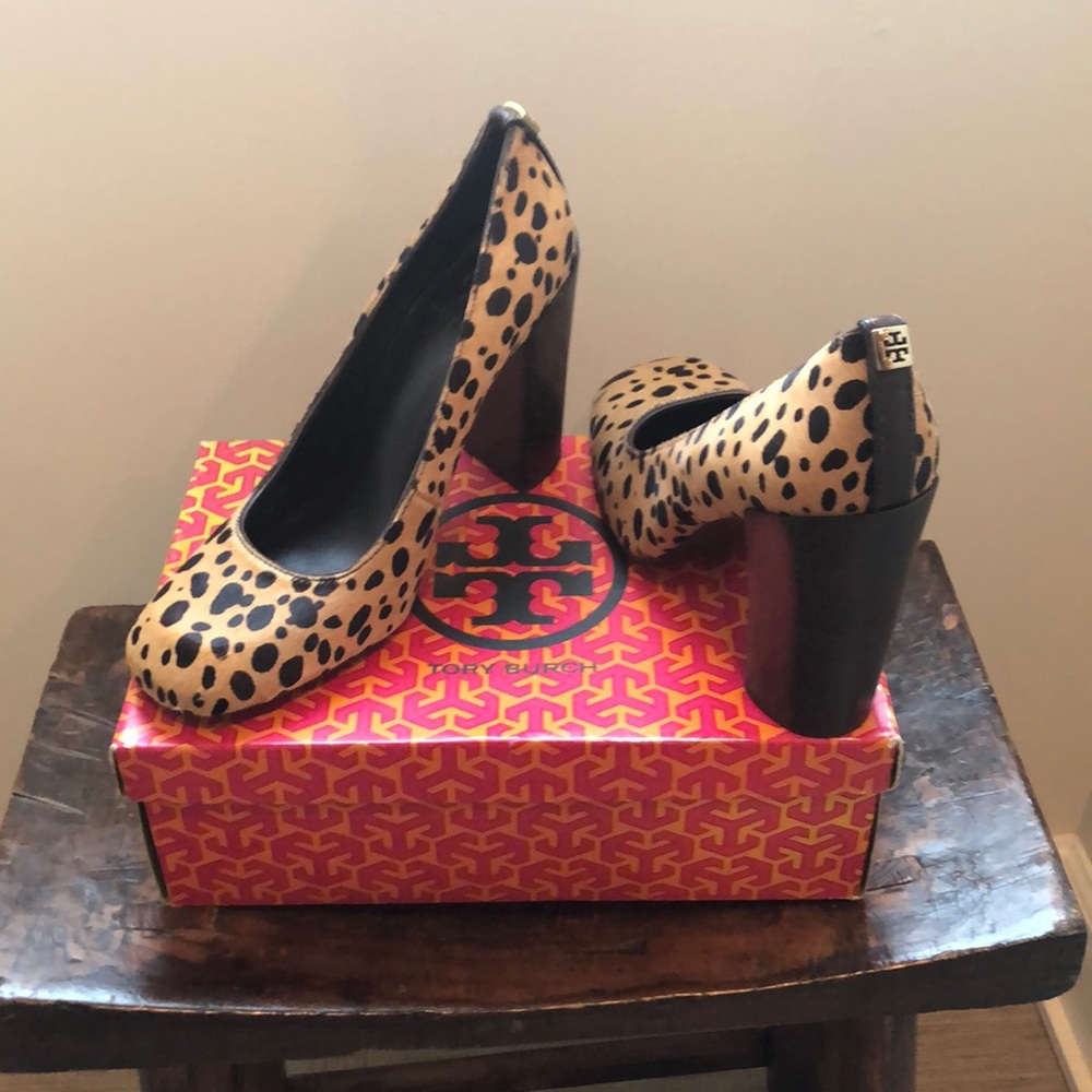 Tory Burch Animal Print Pumps